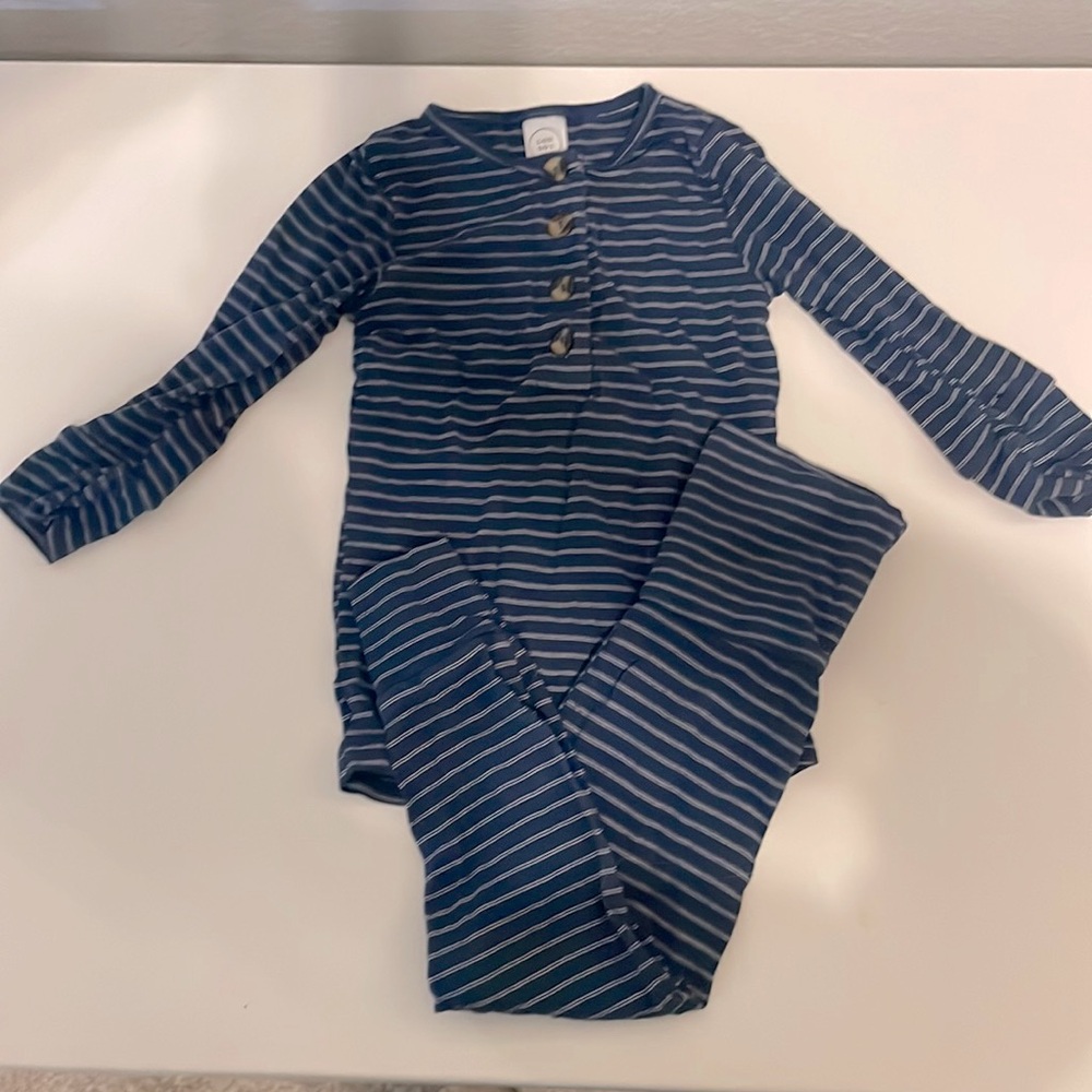 Lou and Lou 2 piece pajamas